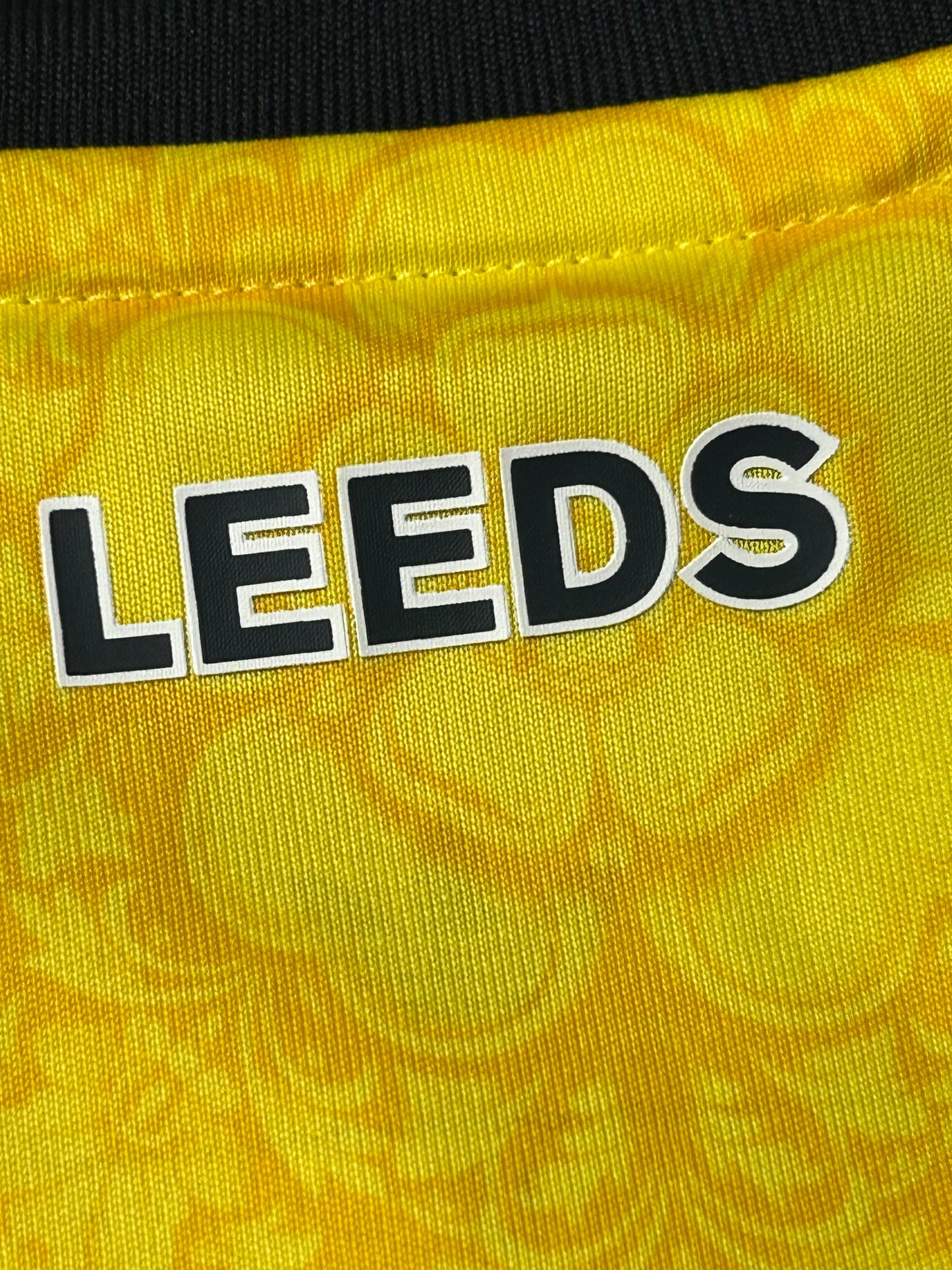 Leeds United 2026/27 Away Shirt Medium BNWT 10/10