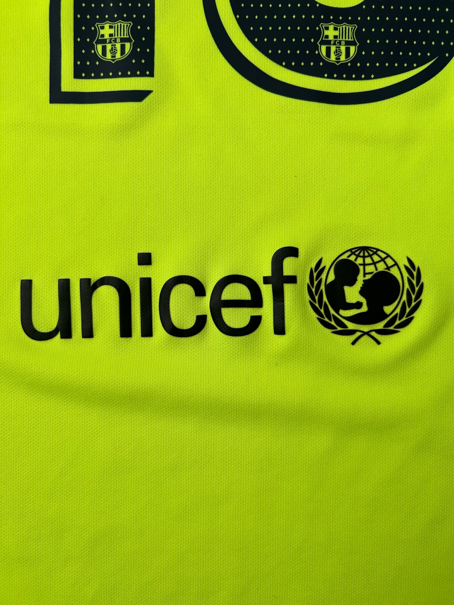 Barcelona 2018/19 Away Football Shirt Messi – XL – 9/10 Condition