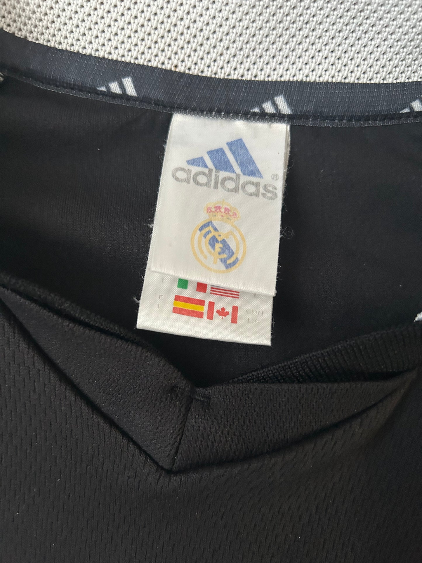 Real Madrid 2001/02 away shirt Large 6/10